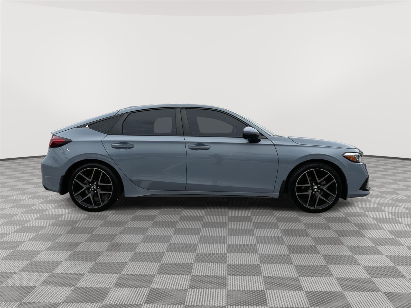 Used 2022 Sonic Gray Pearl Honda Sport Touring image 5