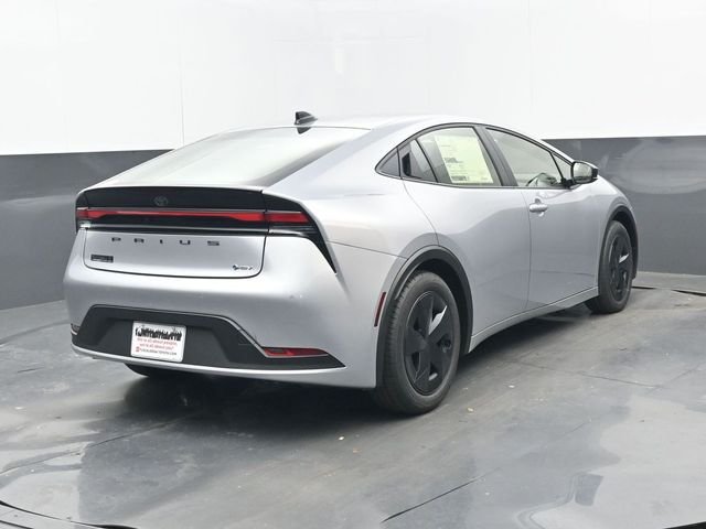 2026 Toyota Prius LE - Photo 19