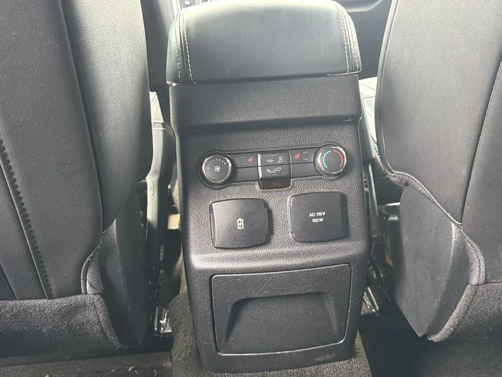 Used 2018 Red Ford Platinum image 22