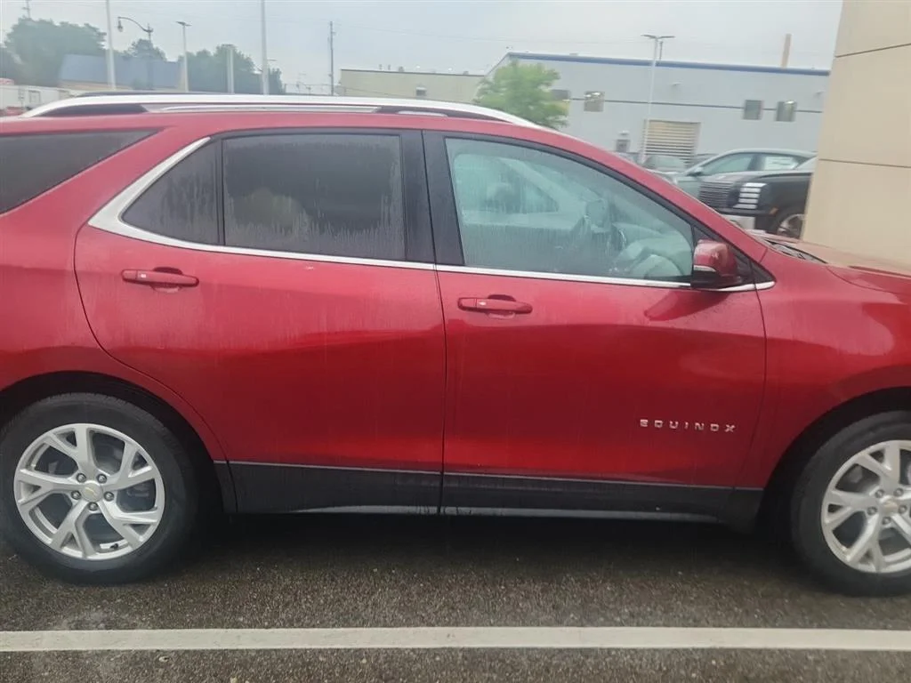 Used 2019  CHEVROLET TRUCK LT image 3
