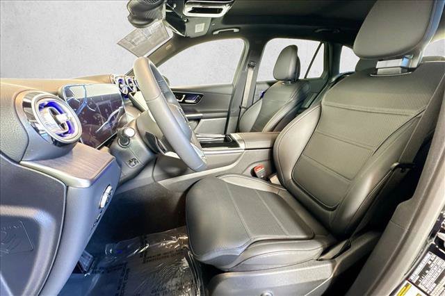 New 2026 Black Mercedes-Benz GLC 300 image 48