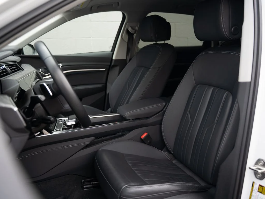 Used 2022 White Audi Premium image 5