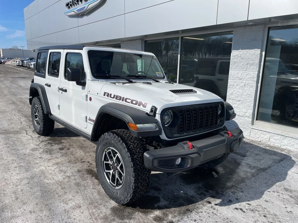 New 2026 Bright White Clear-Coat Exterior Paint Jeep Rubicon image 3