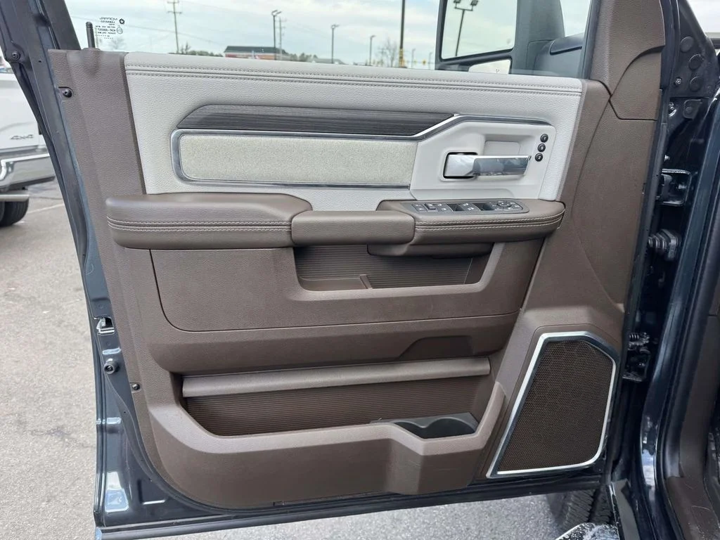 2026 RAM 2500 Laramie - Photo 26