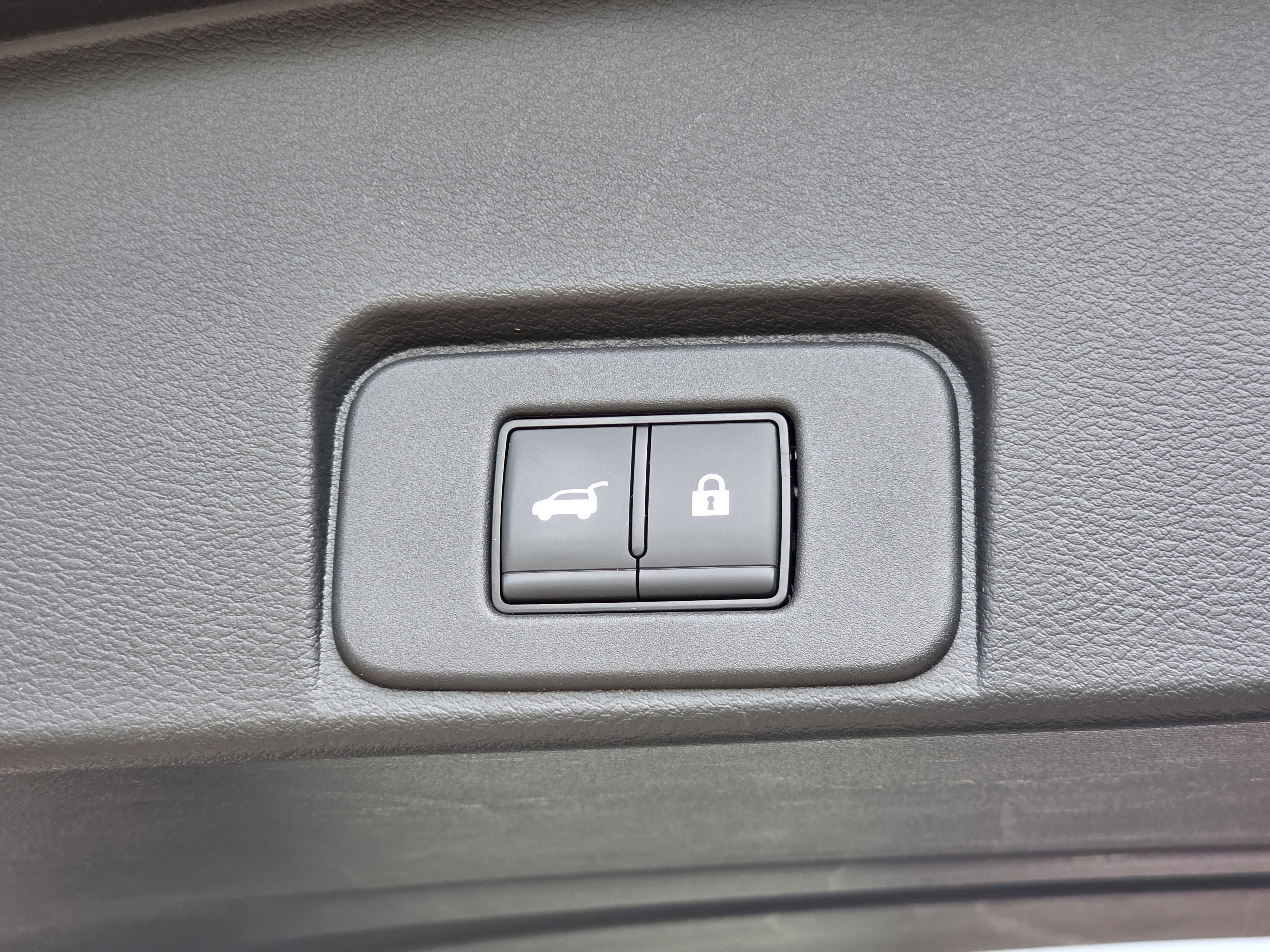 Used 2024 Brilliant Silver Metallic Nissan SV image 26