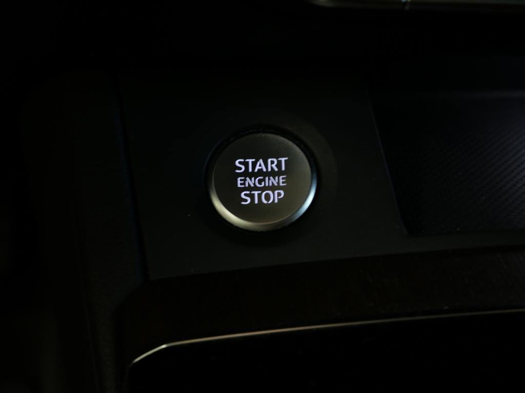 Used 2024 Daytona Gray Audi S line Premium image 12