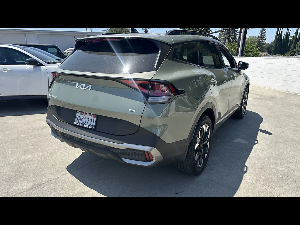Used 2023 Jungle Green Kia X-Line image 3