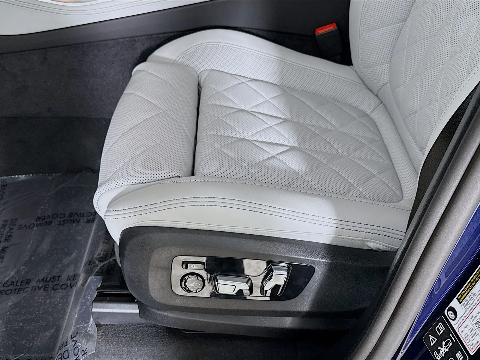2026 BMW X5 M60i - Photo 20