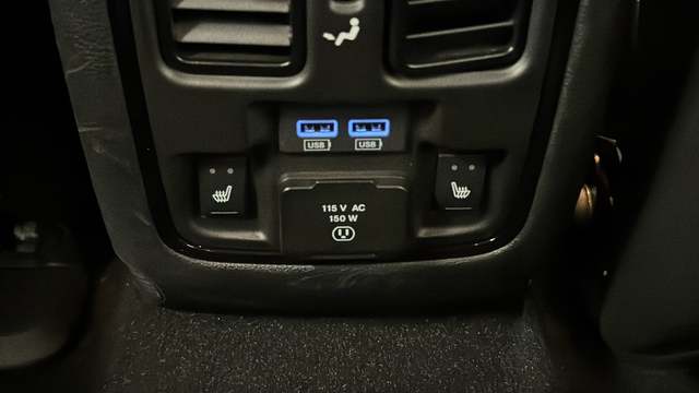 Used 2024 Vapor Gray Dodge R/T Plus image 38
