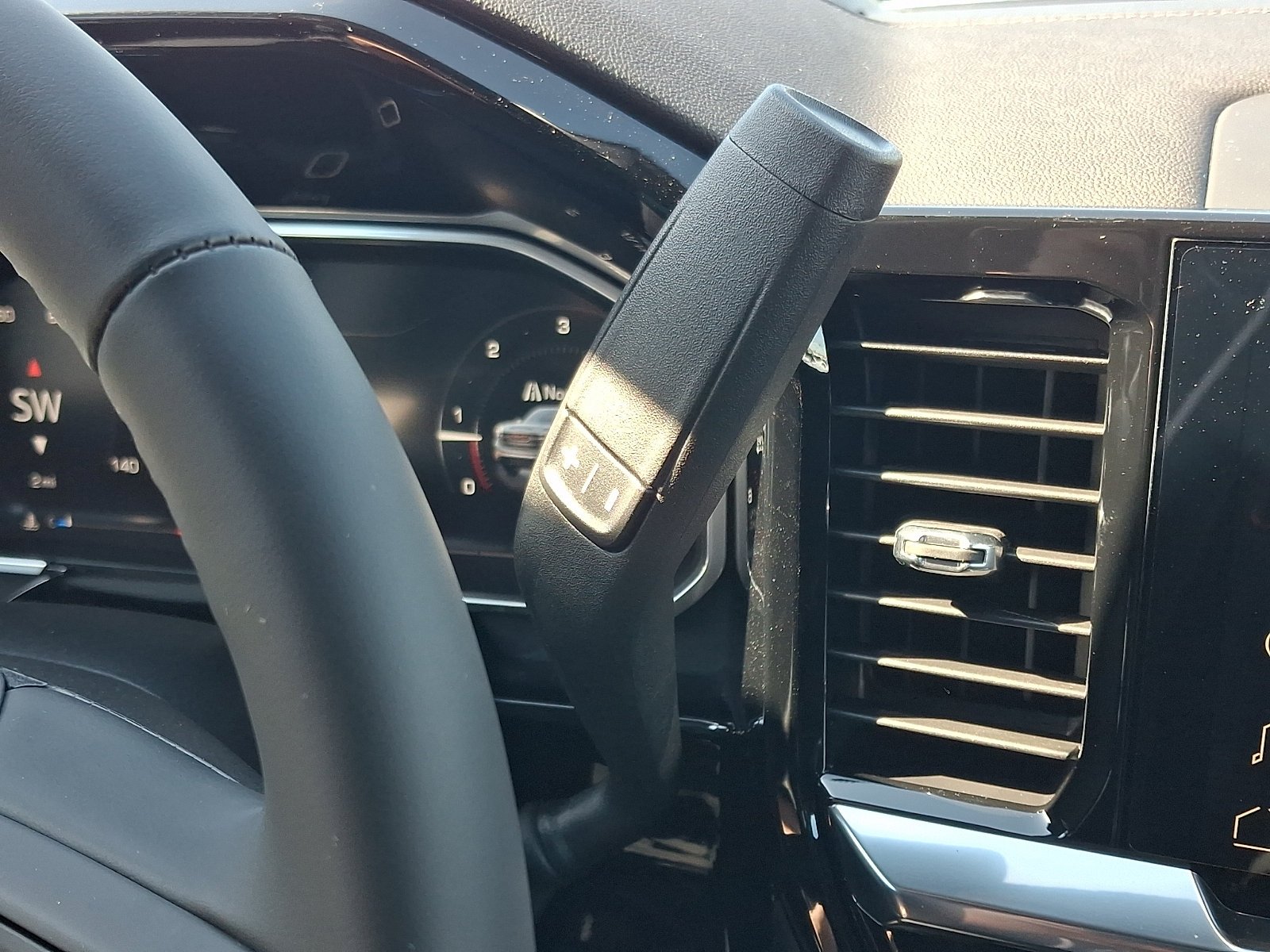 New 2026 Onyx Black GMC Elevation image 7