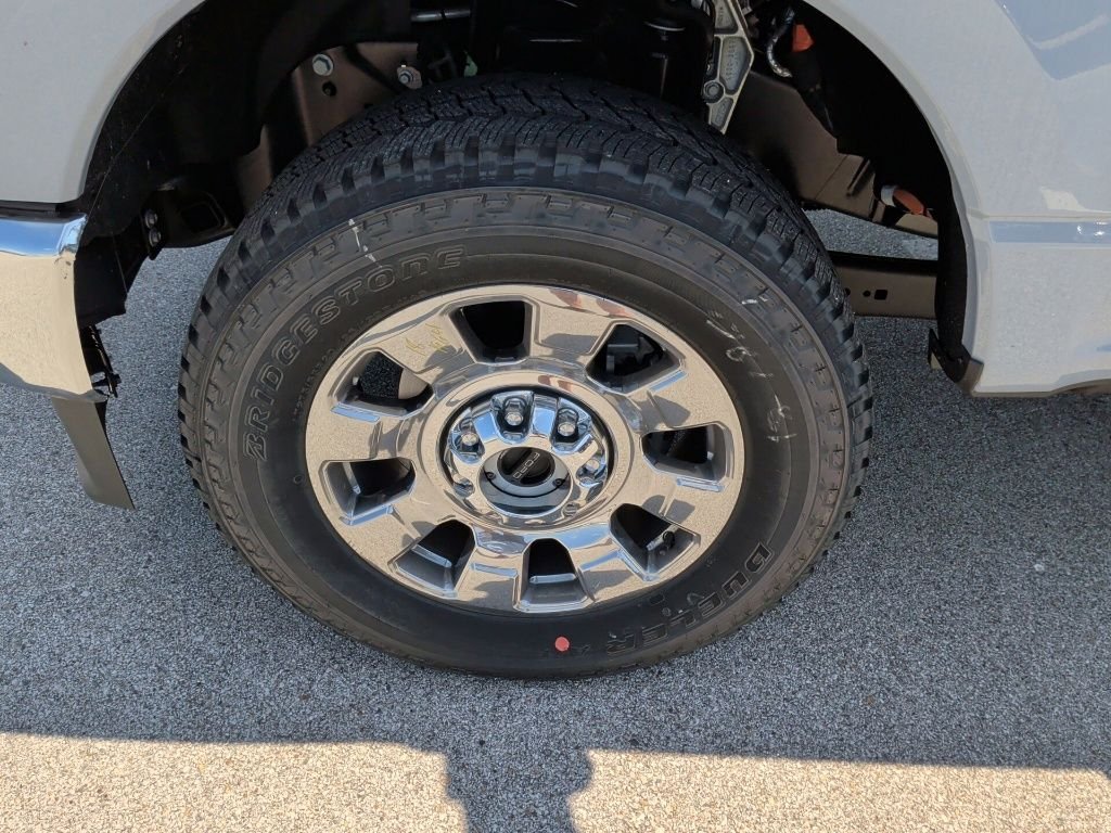 New 2026 Glacier Gray Metallic Tri-Coat Ford F-250® King Ranch® image 51
