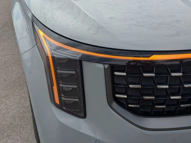New 2026 Ceramic Silver Kia SX Prestige image 9