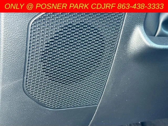 New 2026 Granite Crystal Metallic Clearcoat Jeep Sport S image 18