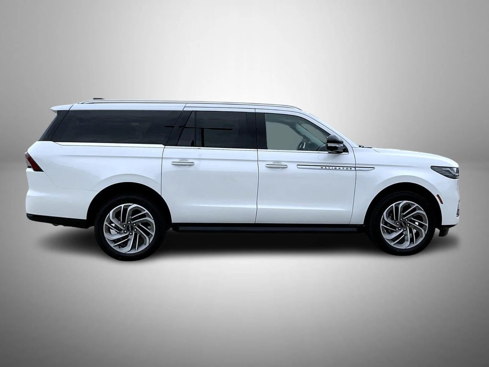 New 2026 White Lincoln Premiere image 4