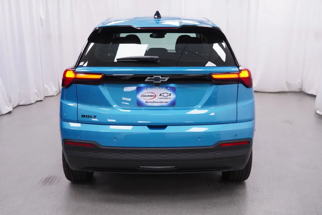 New 2027 Marina Blue Metallic Chevrolet LT image 34