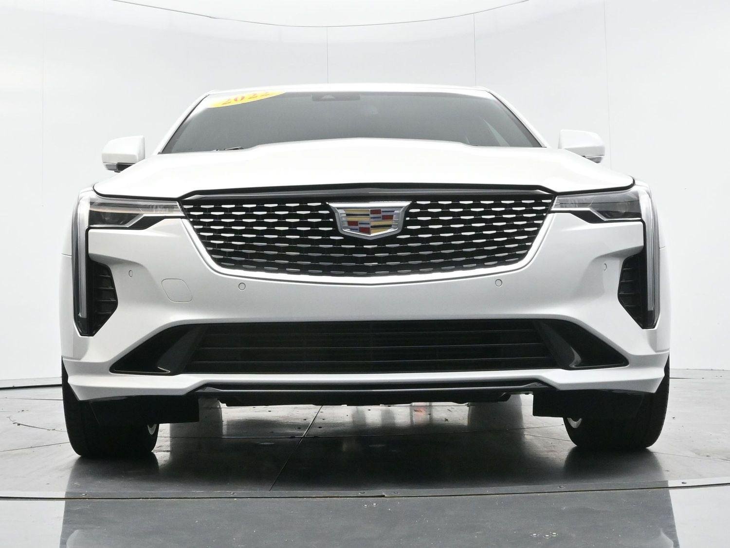 Used 2022 Crystal White Tricoat Cadillac Premium Luxury image 47