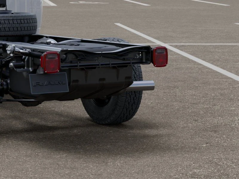 2025 RAM 3500 Chassis Tradesman - Photo 9
