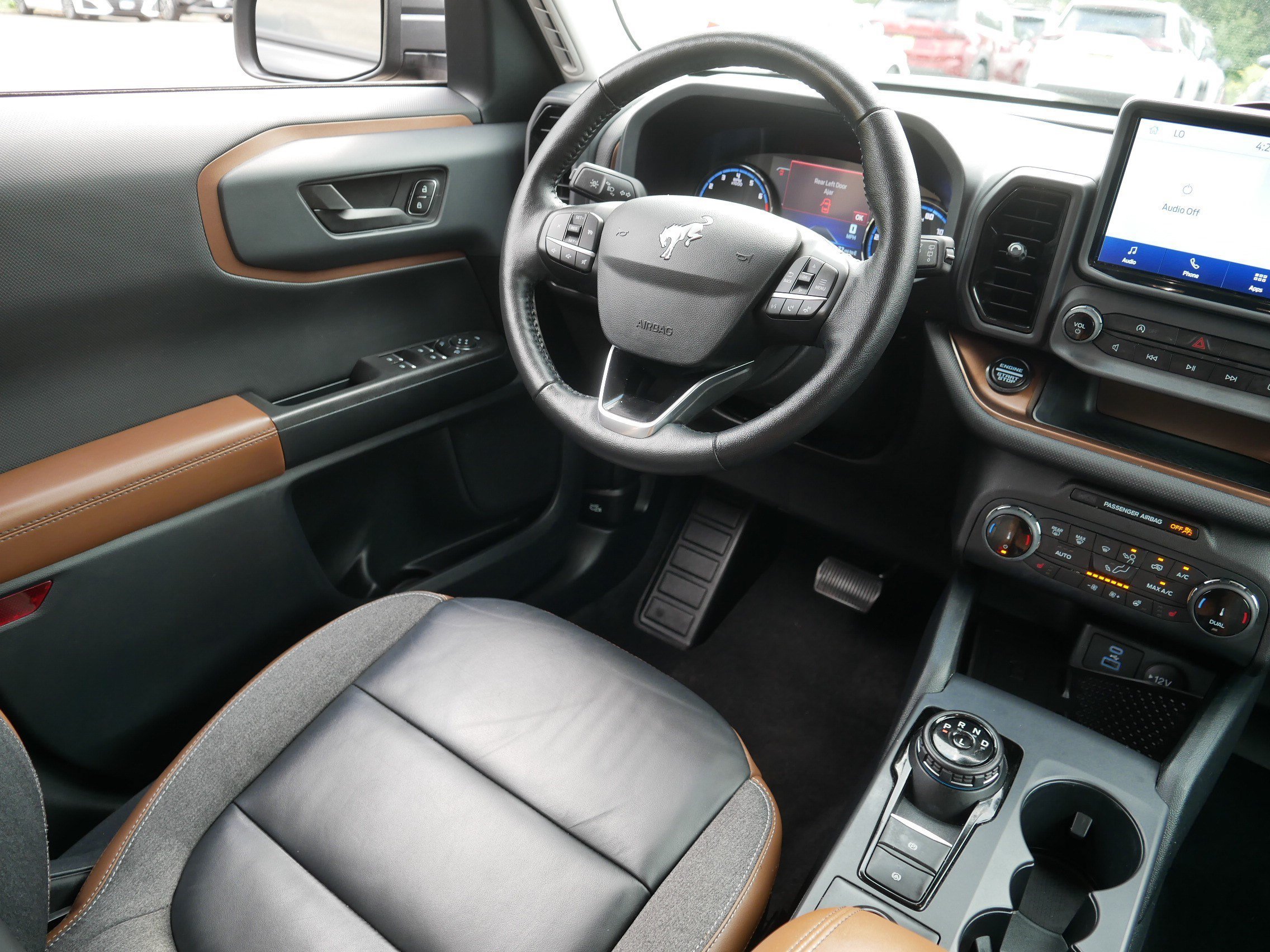 Used 2022 Shadow Black Ford Outer Banks image 9