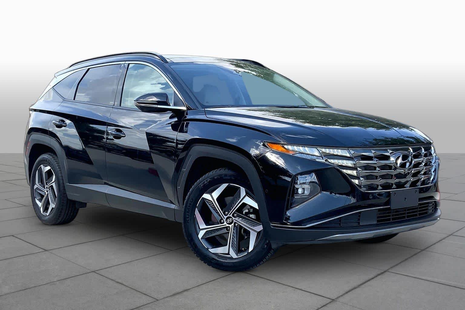 Used 2024 Black Pearl Hyundai Limited image 3
