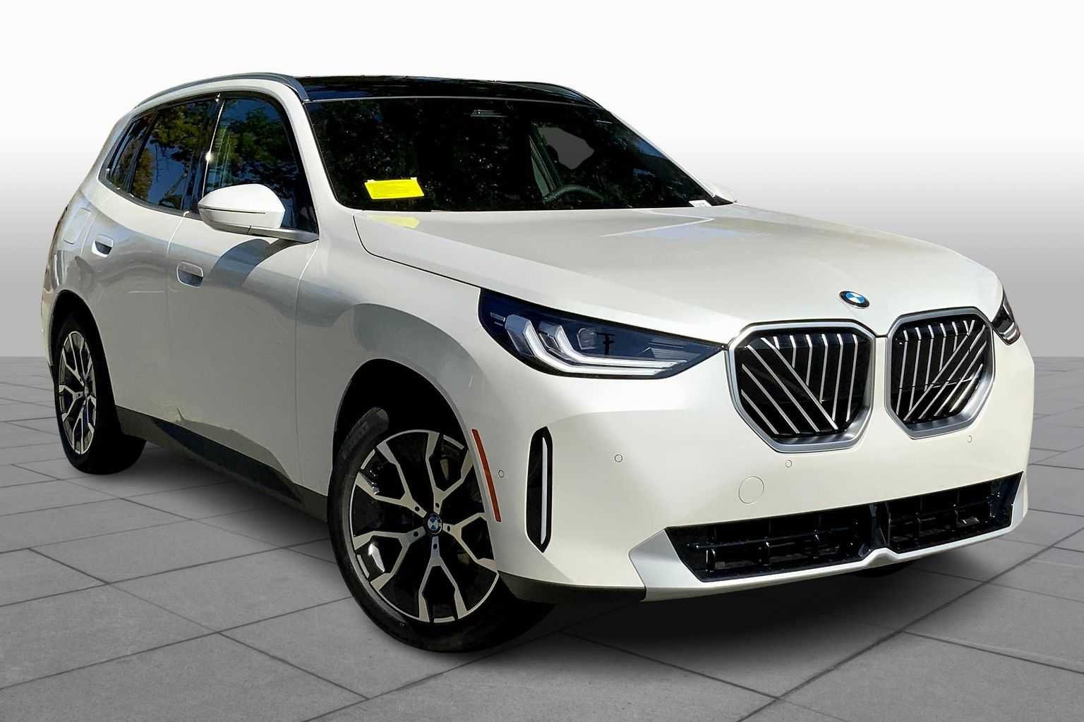 Used 2026 Mineral White Metallic BMW 30 xDrive image 2