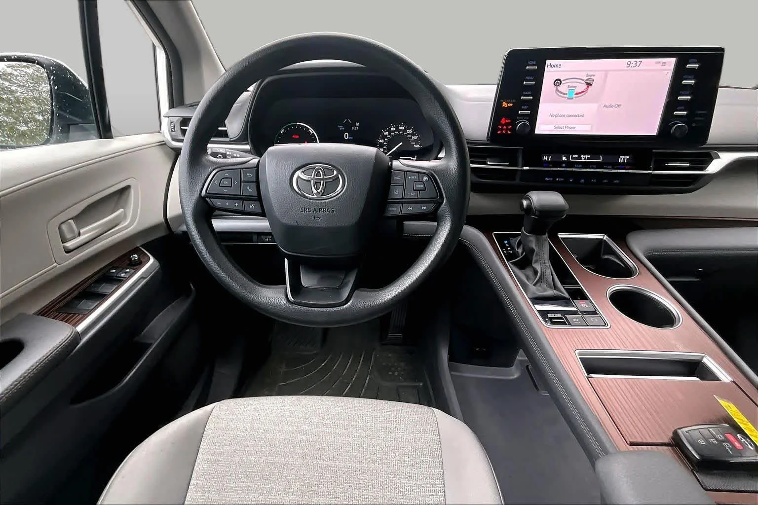 Used 2024 Ice Cap Toyota LE image 6