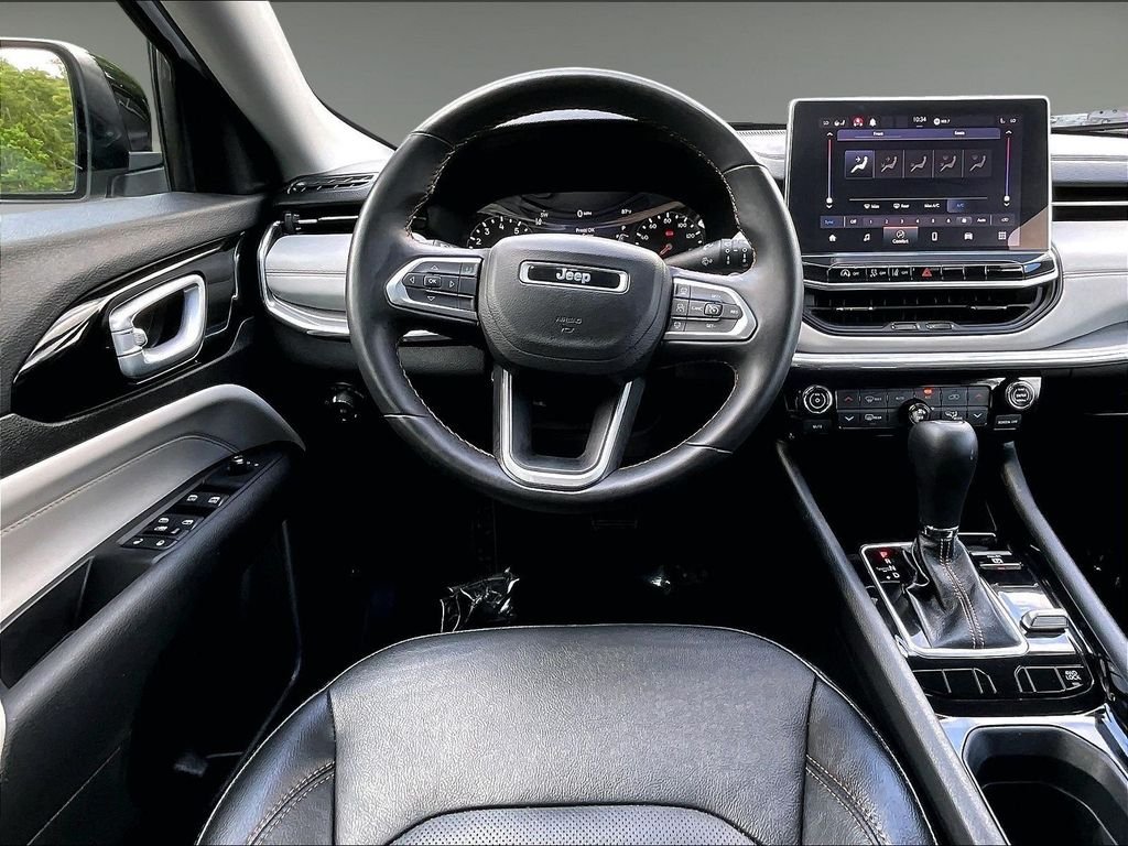 Used 2022 White Jeep Limited image 17