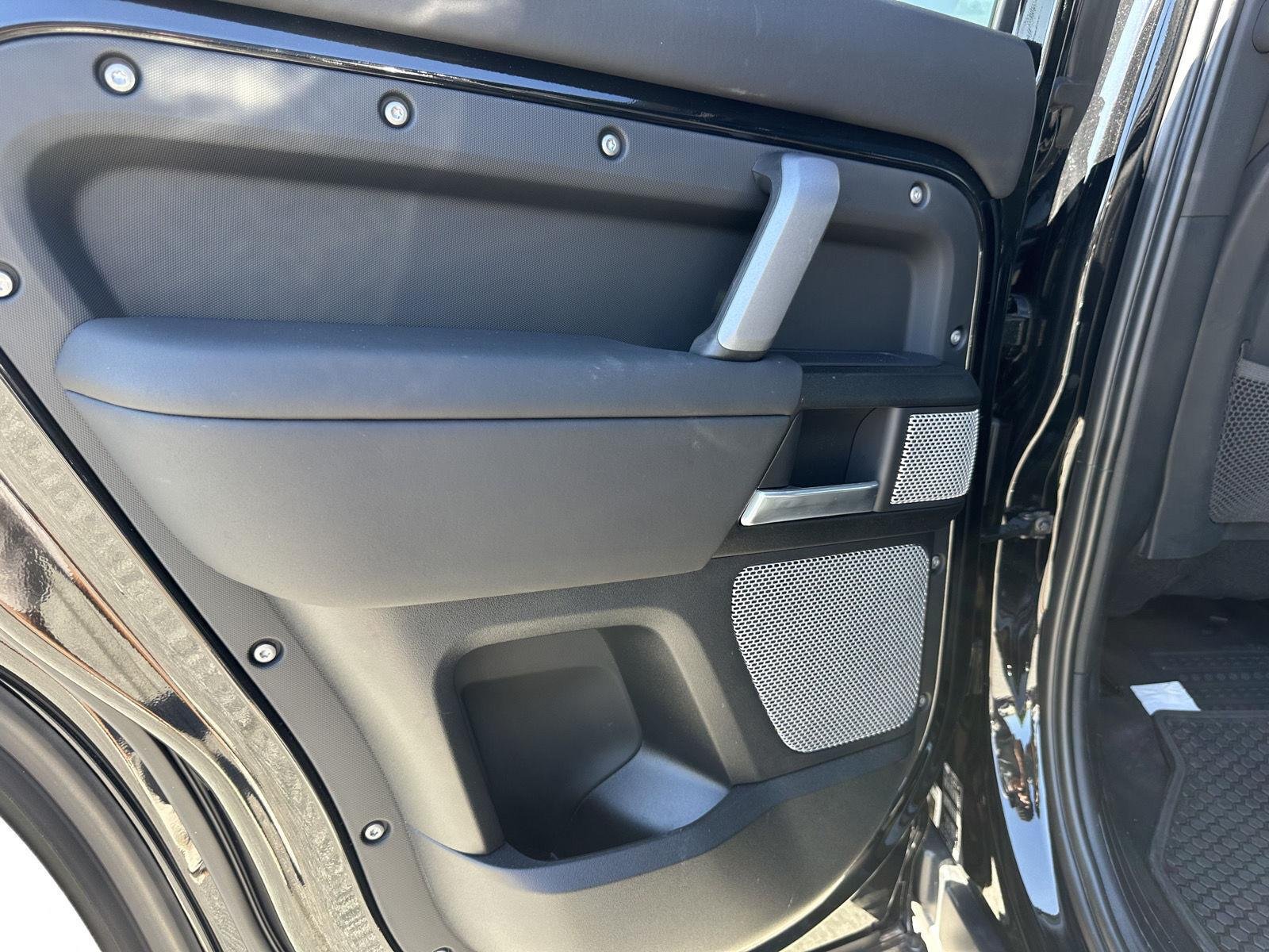 Used 2024 Santorini Black Metallic Land Rover Outbound image 19
