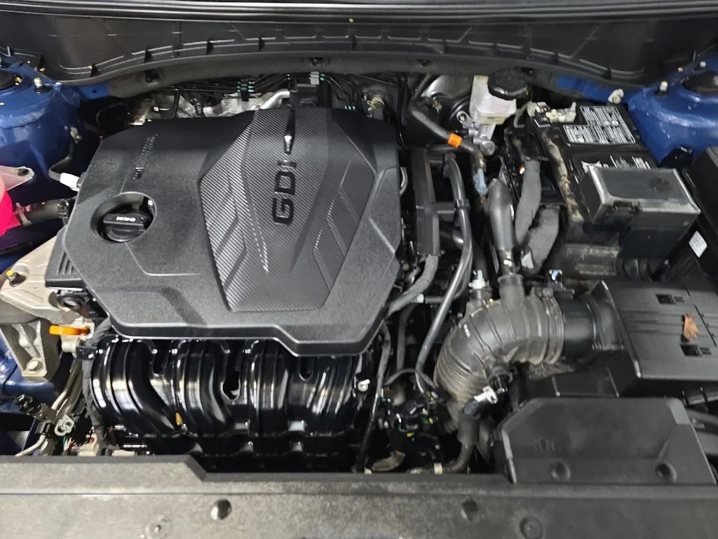 Used 2024 Intense Blue Hyundai SE image 12