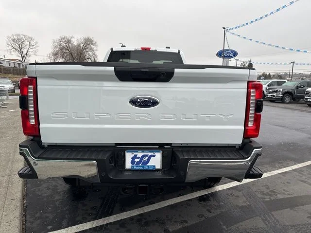 New 2026 White Ford XLT image 4