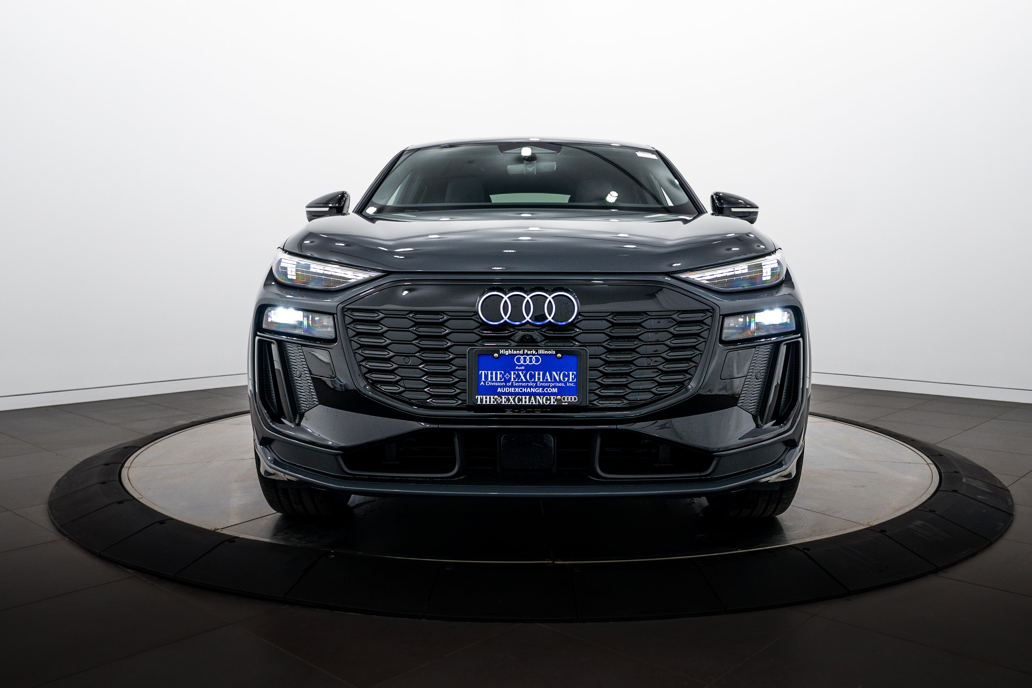 New 2027 Gray Audi Premium Plus image 25