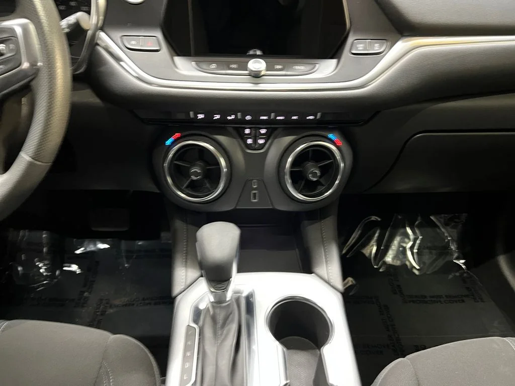 2022 Chevrolet Blazer 2LT - Photo 11