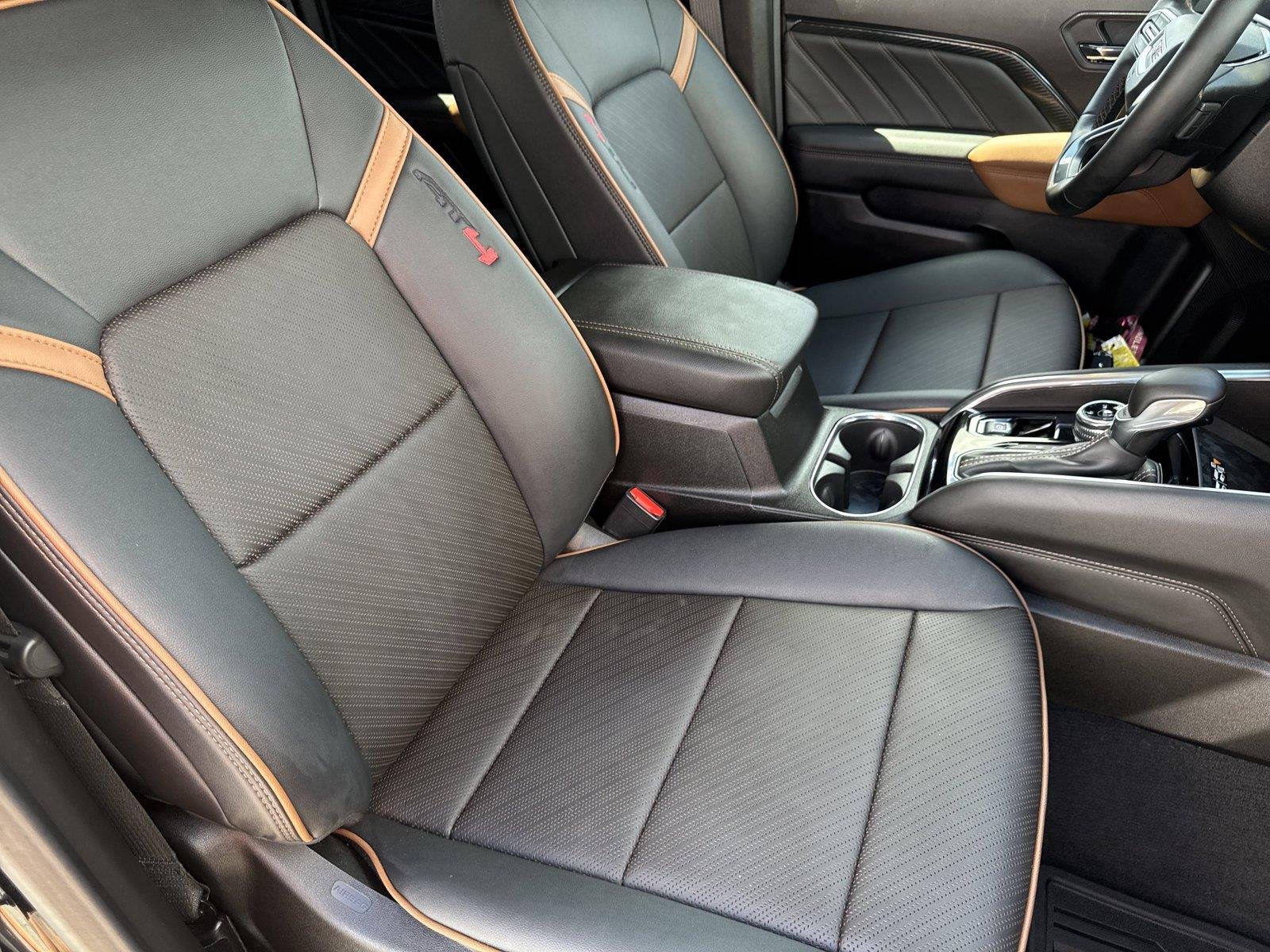 Used 2026 Onyx Black GMC AT4 image 34