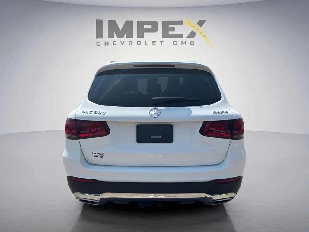 Used 2022  Mercedes-Benz GLC 300 image 4