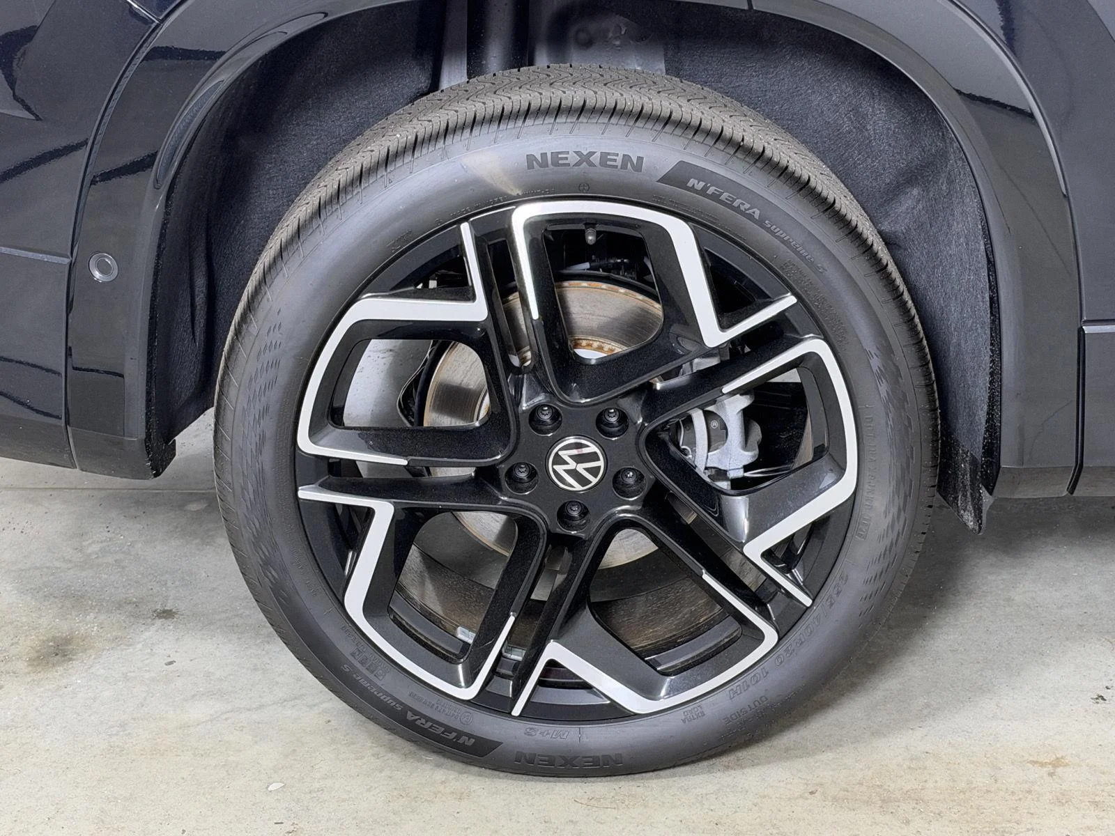 New 2026 BLACK VOLKSWAGEN  image 16