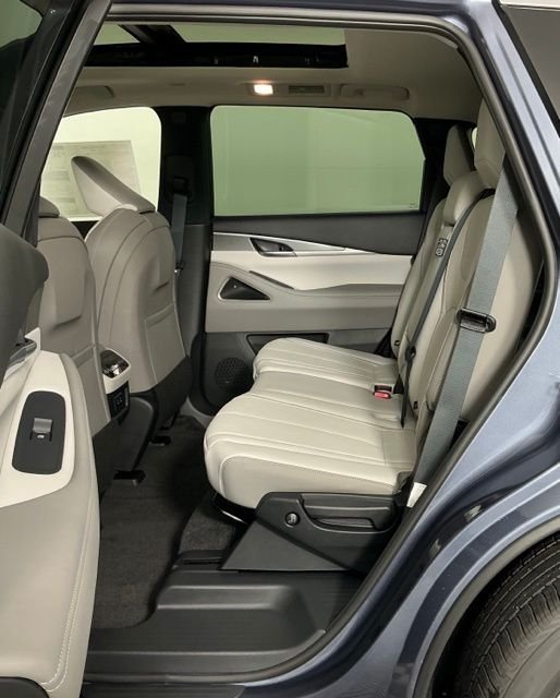 New 2027 Blue INFINITI LUXE image 18