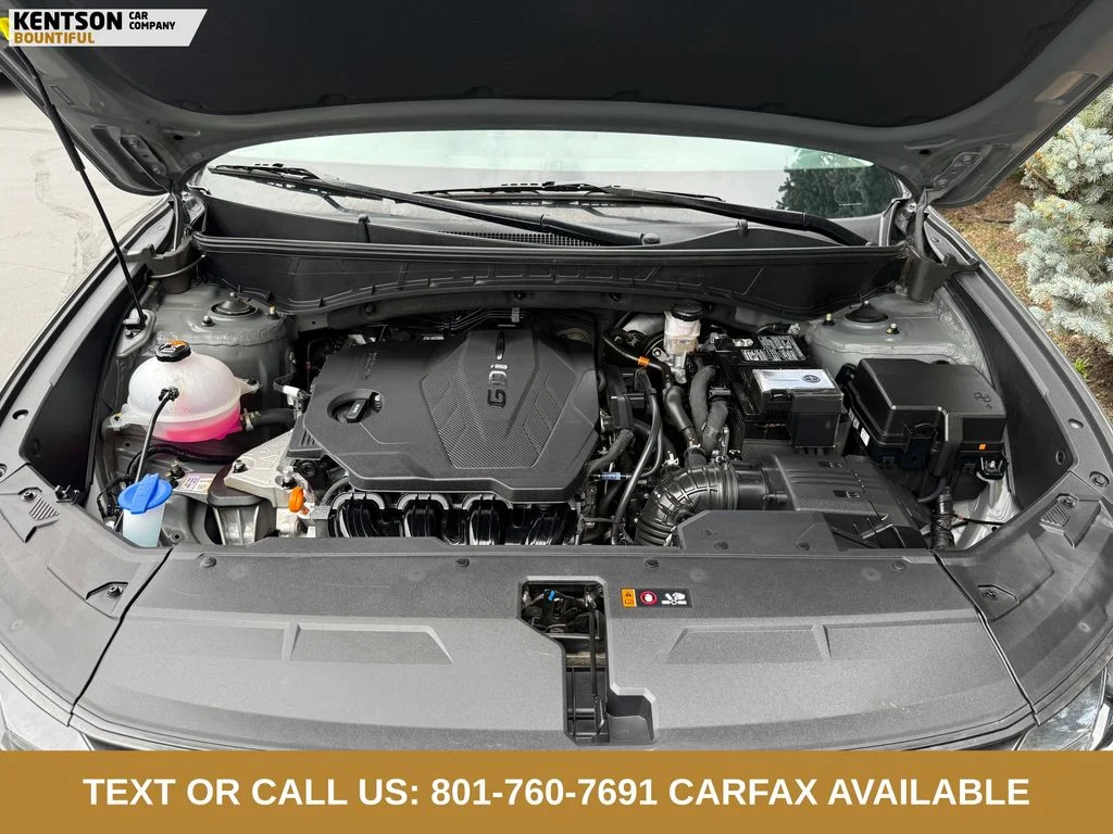 Used 2025 Gray Hyundai SEL image 27
