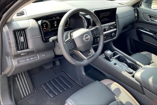 New 2026 Black Nissan Platinum image 7