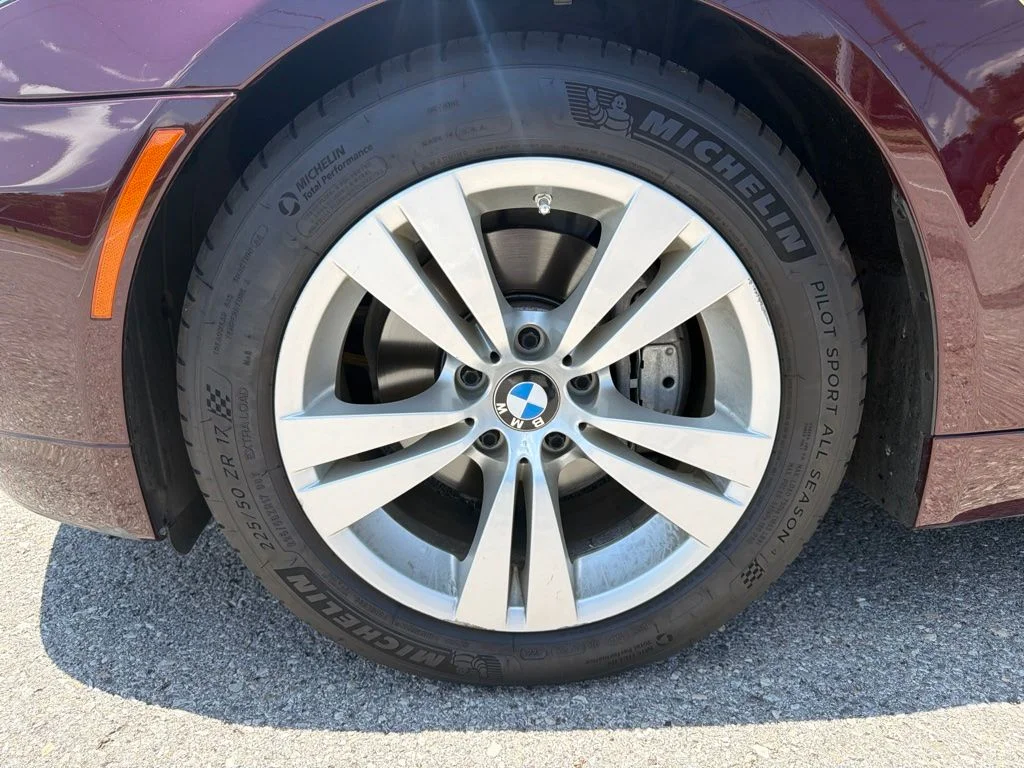 Used 2009  BMW 528i image 9