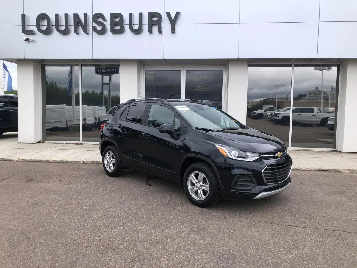 Used 2022 Blue Chevrolet Awd 4dr Lt image 1