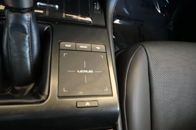 Used 2023 Black Lexus 460 image 36