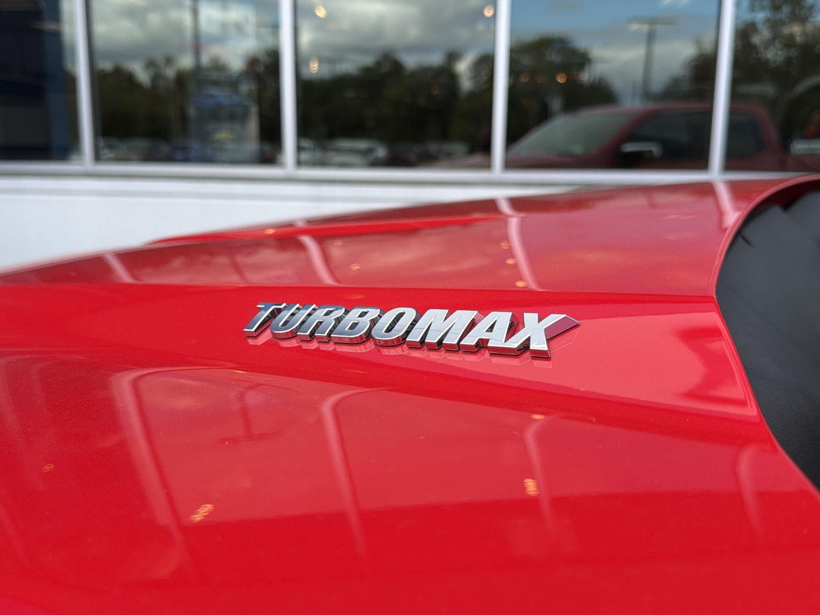 2025 Chevrolet Silverado 1500 LT - Photo 11