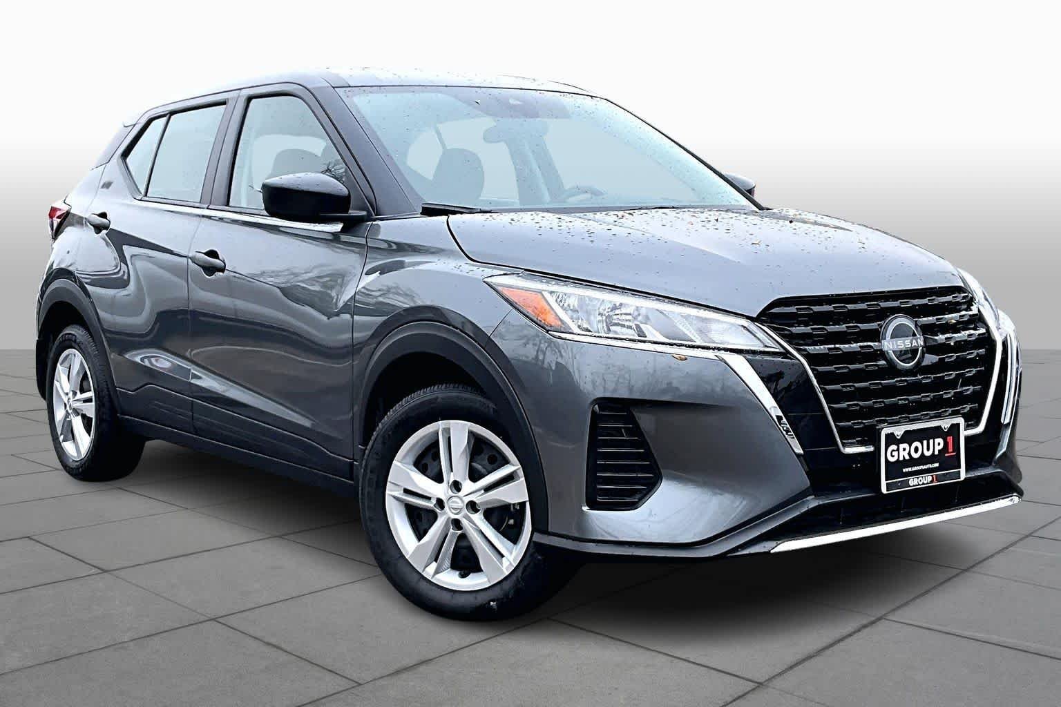 Used 2025 Gun Metallic Nissan S image 3