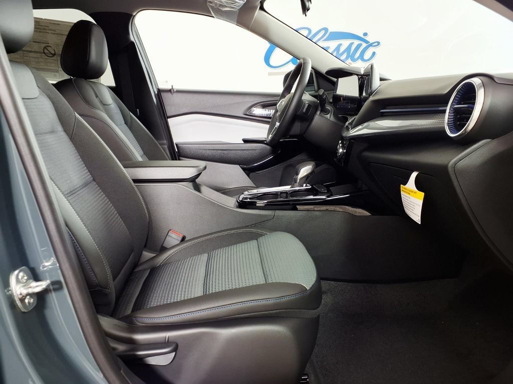 2026 Chevrolet Trax LT - Photo 12