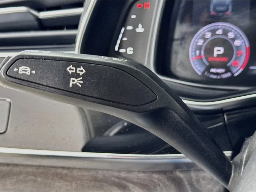 Used 2021  Audi 55 Premium Plus image 13