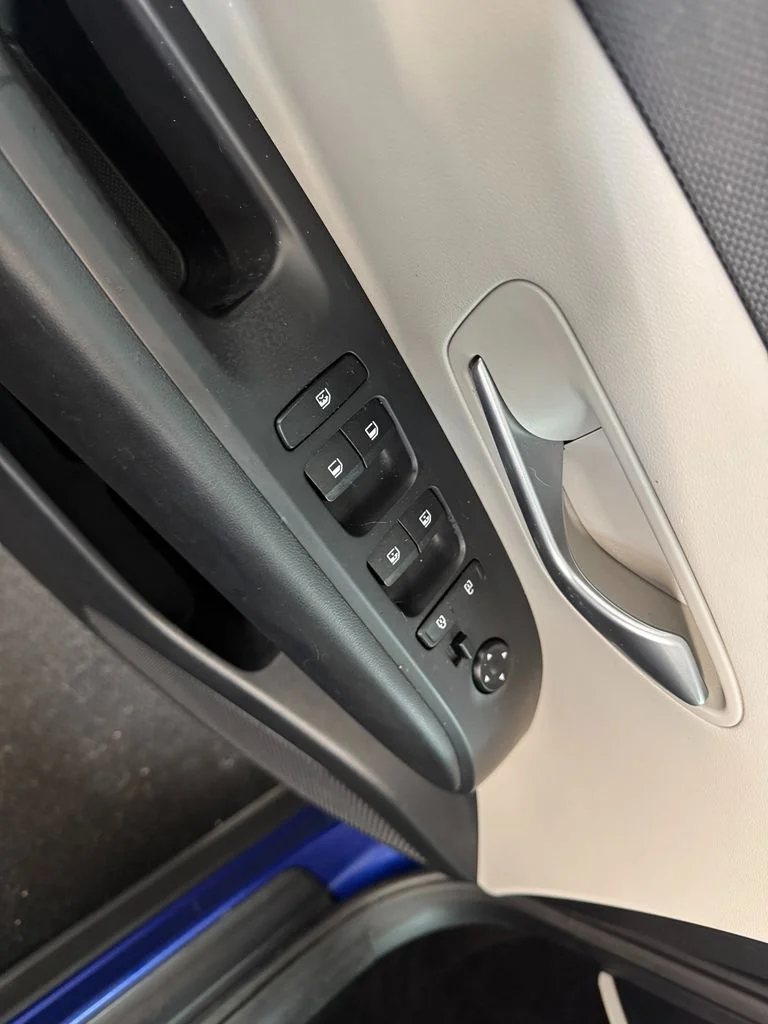 Used 2022 Blue Hyundai SEL image 26