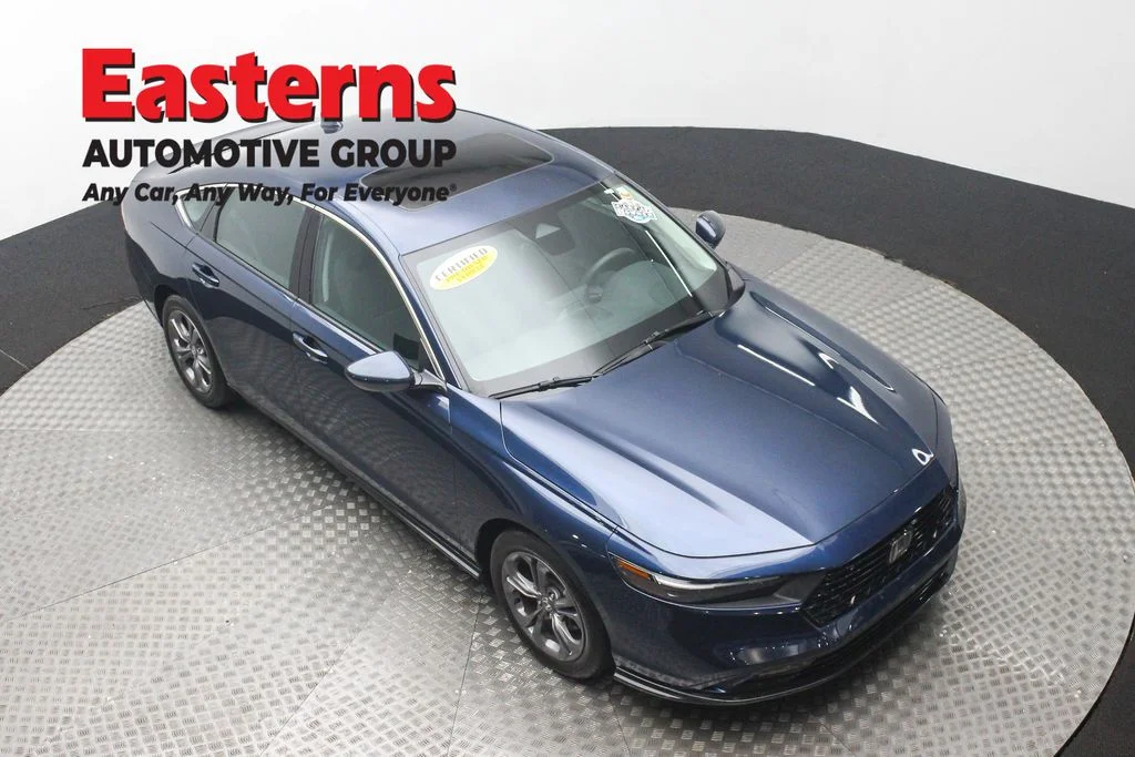 Used 2024 Blue Honda EX image 3