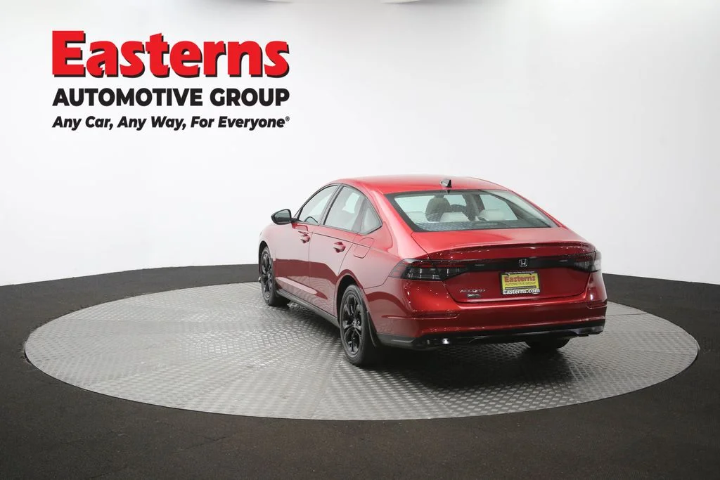 Used 2025 Red Honda SE image 66