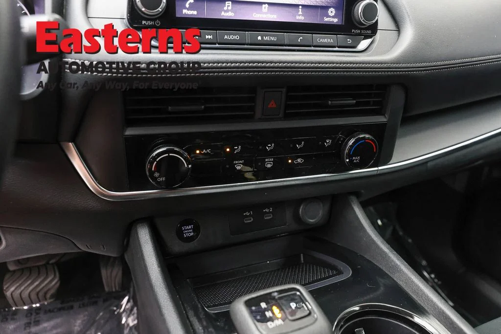 Used 2024 Gray Nissan S image 20