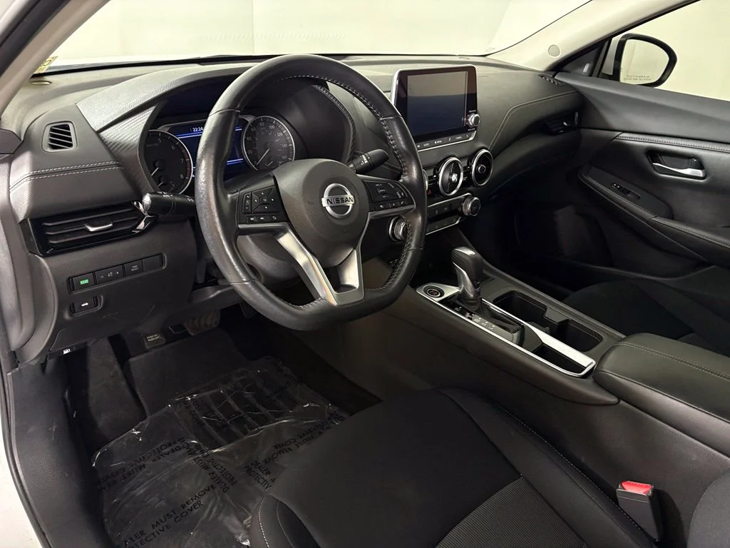 Used 2022 White Nissan SV image 14