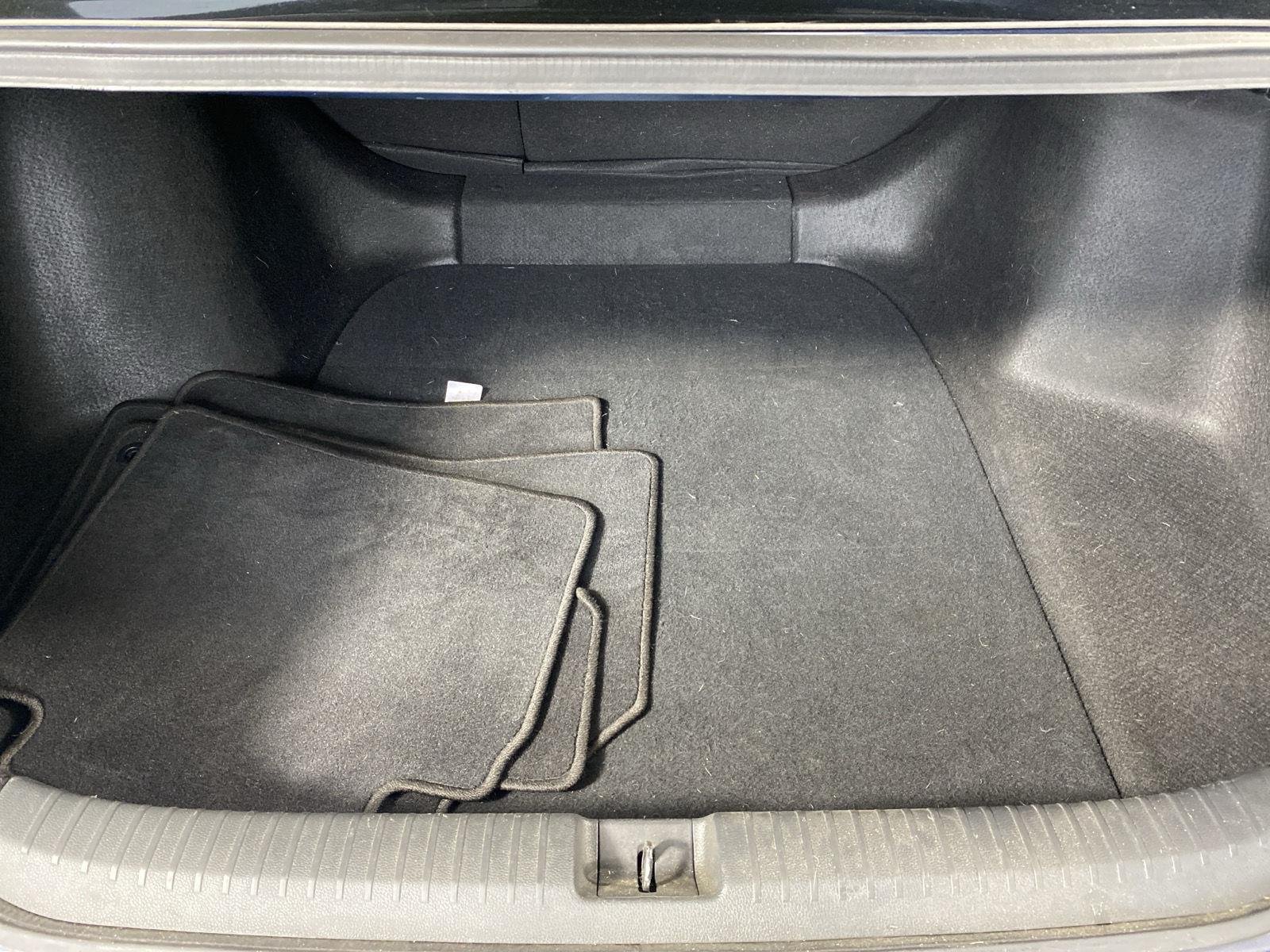 Used 2024 Canyon River Blue Metallic Honda EX image 7